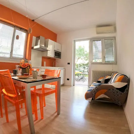 Apartment Dimora Damiano Chiesa *